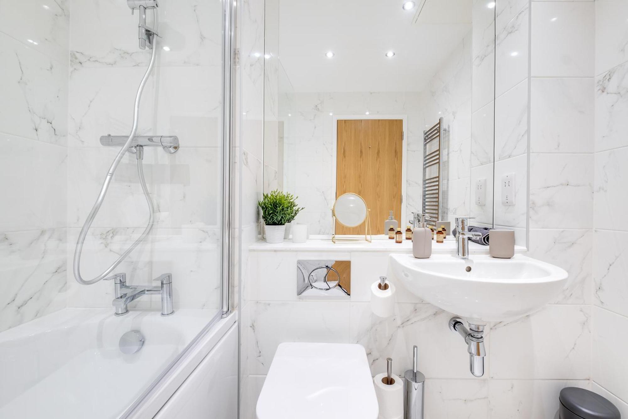 Pluxa Creme Opulence 5 Star Beautiful High End Apartment In Birmingham City Centre Exteriér fotografie